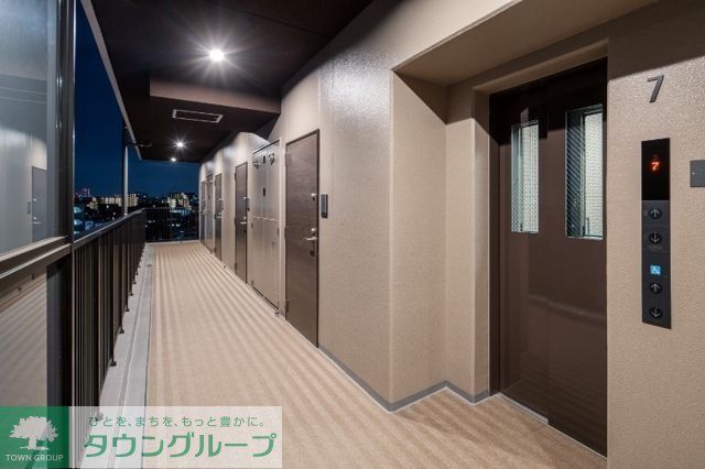 玄関　エントランス