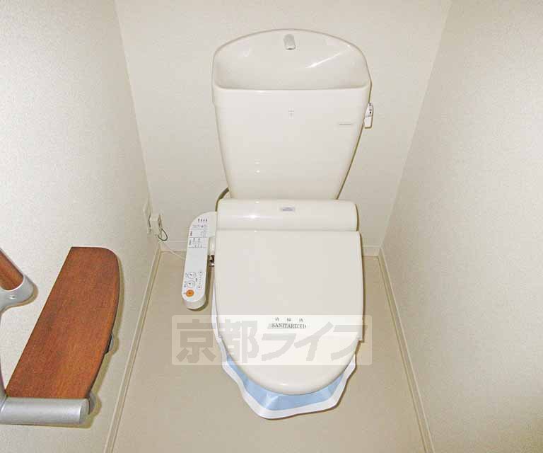 トイレ　ウォシュレット完備