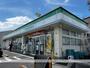 コンビニ　ファミリーマート八日市沖野店（コンビニ）まで221m