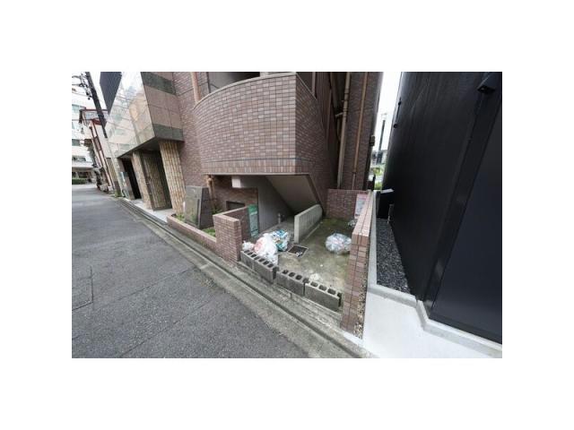 その他　洗濯機置き場