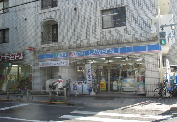 コンビニ　ローソン百人町二丁目店（コンビニ）まで181m