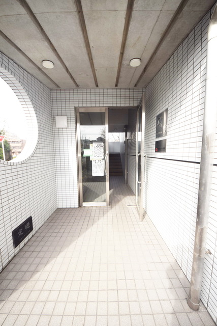 エントランス　～今日も一日お疲れ様～