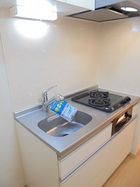 キッチン　※反転タイプの写真を使用しています。