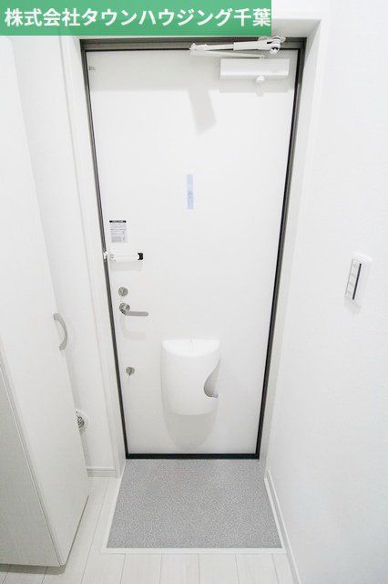 玄関　お部屋探しは【タウンハウジング千葉店】にお任せ下さい♪