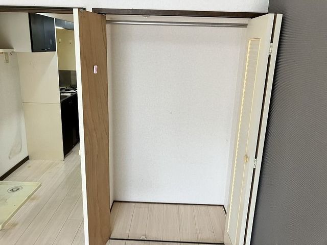 収納　【収納】クロスは、全面　白になります。