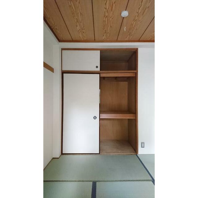 収納　和室押入れ