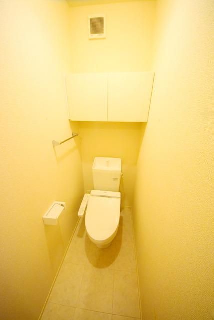 トイレ　★★快適なウォシュレット付き★★