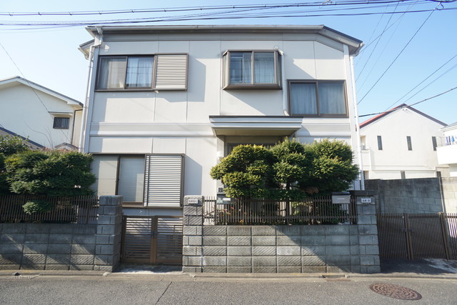 建物外観　小田急線「祖師ヶ谷大蔵駅」より徒歩１３分の物件です！