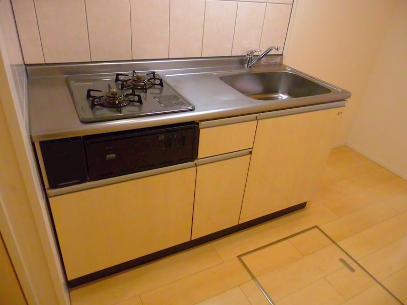 キッチン　※画像は105号室参照です。