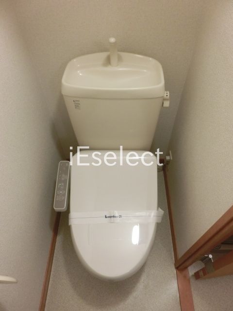 トイレ　温水洗浄便座もございます