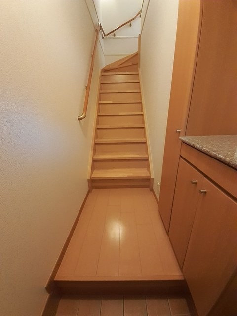 玄関　図面と現状に相違がある場合には現状を優先