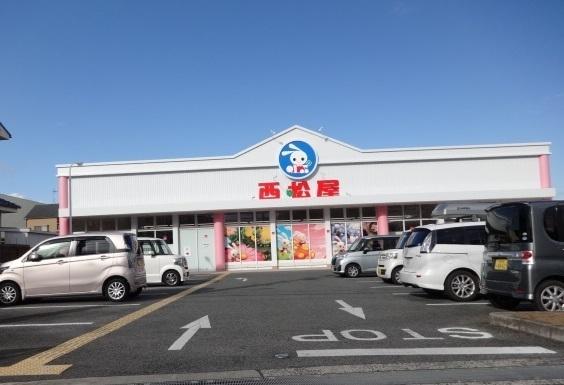ショッピングセンター　西松屋富田林店（ショッピングセンター）まで775m