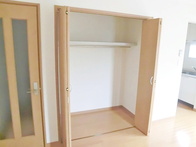収納　収納はたっぷり容量のクローゼット！