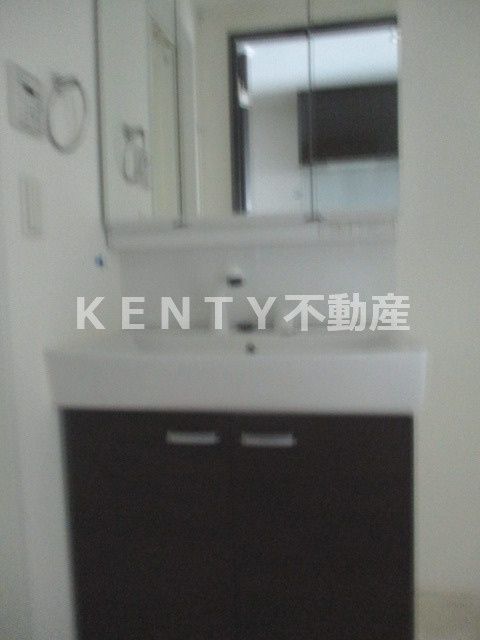 洗面設備　広い洗面スペース