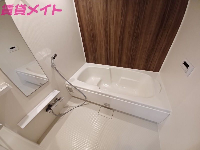 バス・シャワールーム　同型画像参考