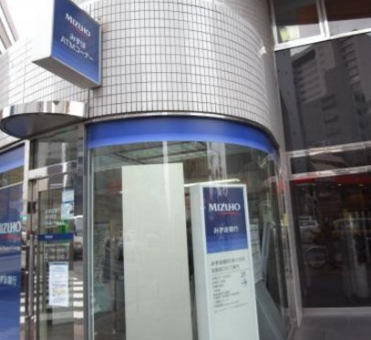 銀行　みずほ銀行新川支店（銀行）まで166m