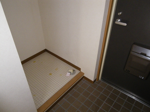 玄関　写真は参考写真であり現状を優先いたします