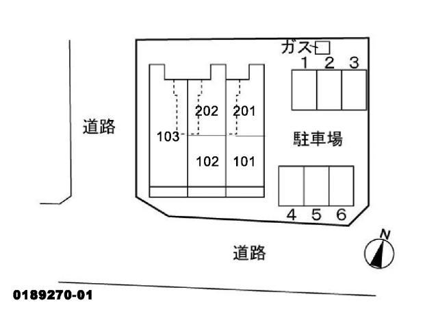 駐車場　駐車場