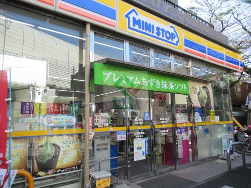 コンビニ　ミニストップ大泉学園店（コンビニ）まで416m