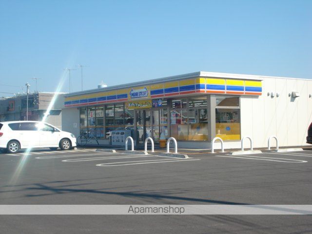 コンビニ　ミニストップ（コンビニ）まで450m