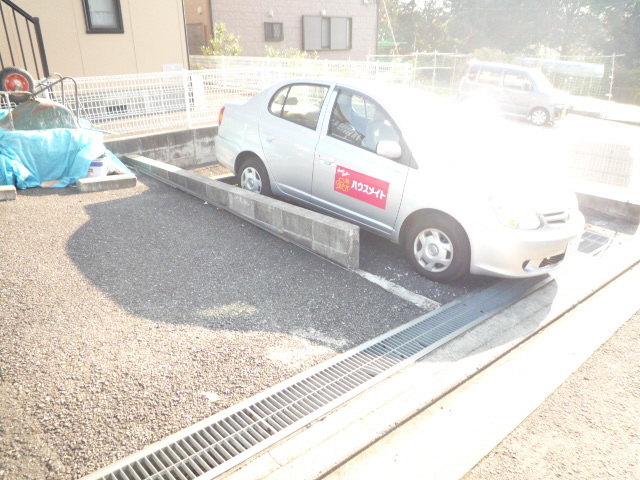 駐車場　敷地内駐車場（※要空確認）