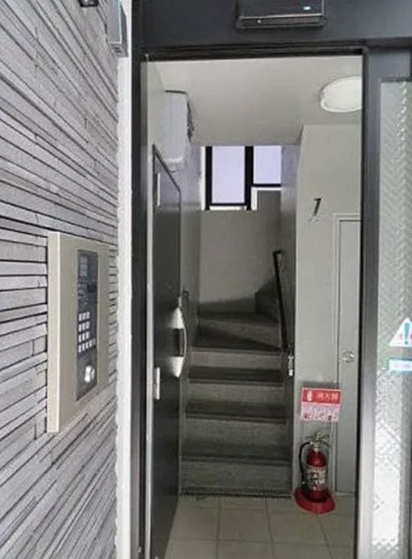 都営新宿線 菊川駅 徒歩4分 5階建 築6年の外観写真