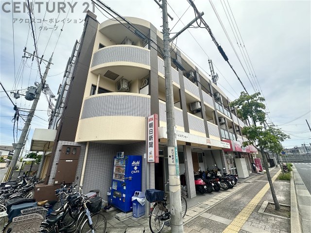 建物外観　オートロック付きで安心です♪