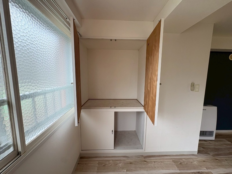 収納　寝室の収納です。部屋がすっきり片付きます。