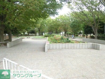 公園　西公園（公園）まで1000m
