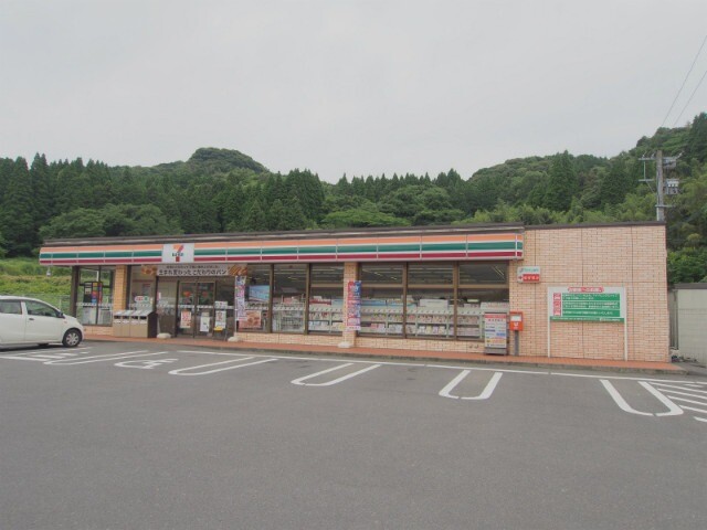 コンビニ　セブンイレブン武雄橘町店（コンビニ）まで1585m