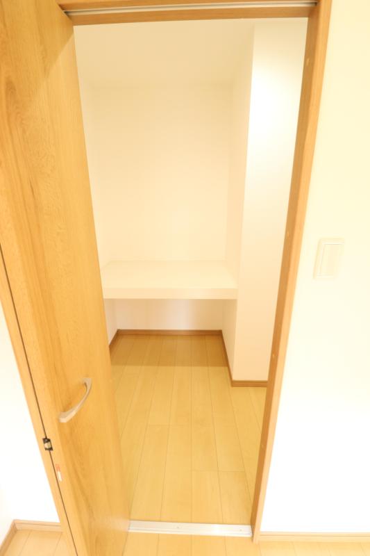 収納　イメージ写真　実際のお部屋とは色や形が異なります。