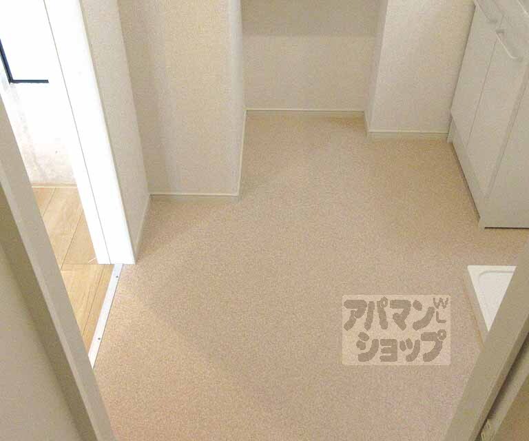 洗面設備　充分スペース