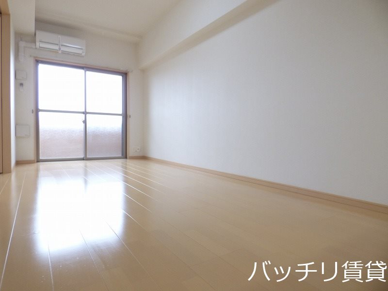 居室・リビング　同シリーズの別の画像。現況を優先いたします。