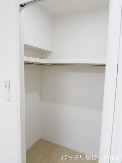 収納　別号室写真の為現況を優先致します。