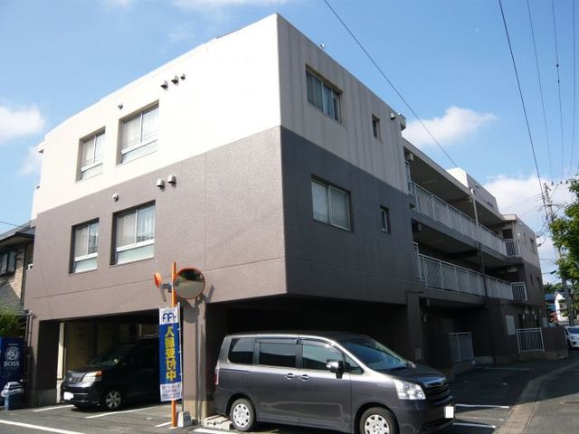 建物外観　【外観写真】現況を優先致します。