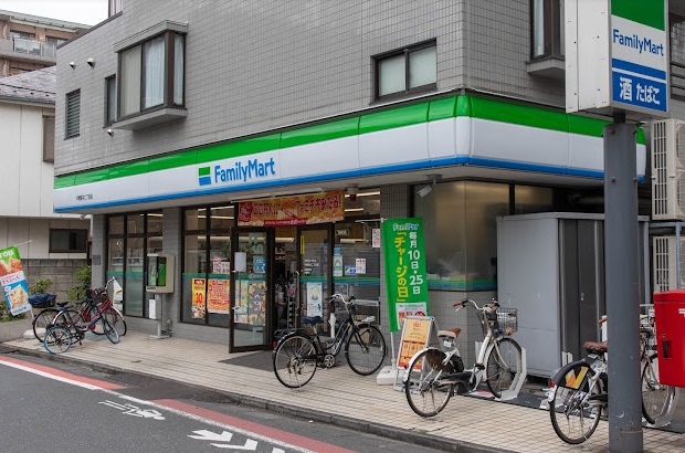 コンビニ　ファミリーマート 中野新井二丁目店（コンビニ）まで454m