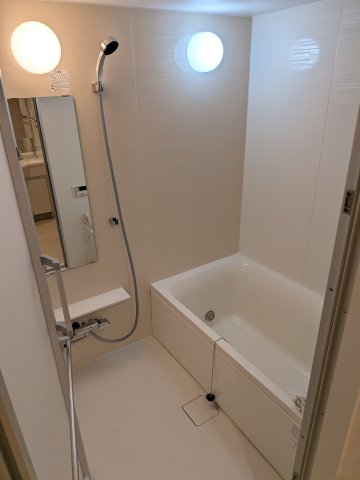 バス・シャワールーム　ゆっくり温まれますよ