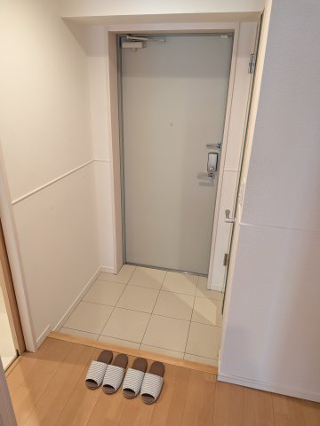 玄関　スッキリまとまった玄関です