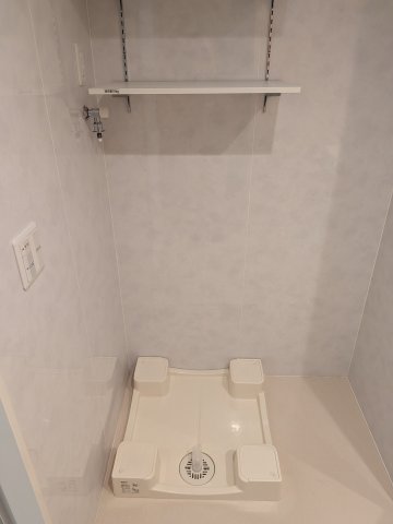 その他　室内洗濯機置場です
