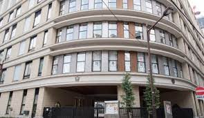 小学校　明正小学校(仮校舎)（小学校）まで372m
