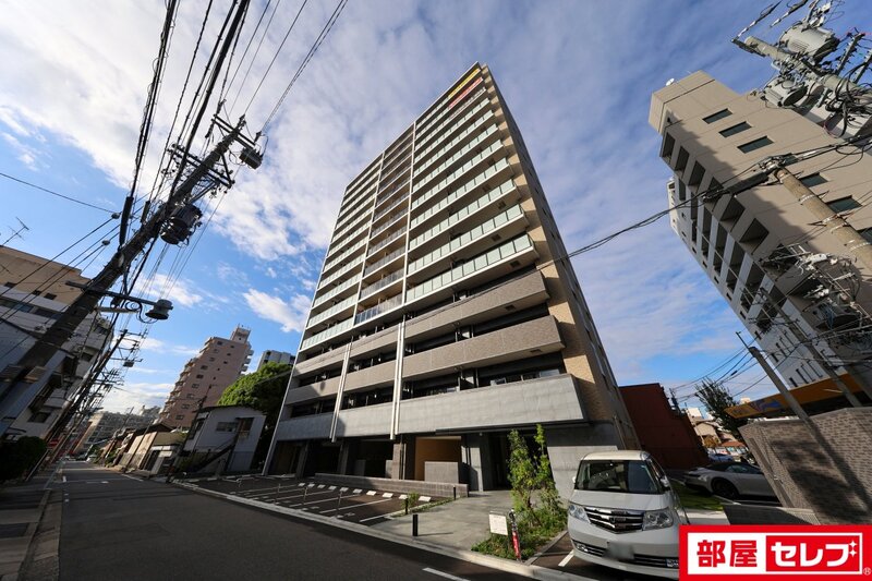 建物外観　建物　外観（横）