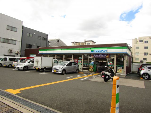 コンビニ　ファミリーマート西今川2丁目店（コンビニ）まで131m