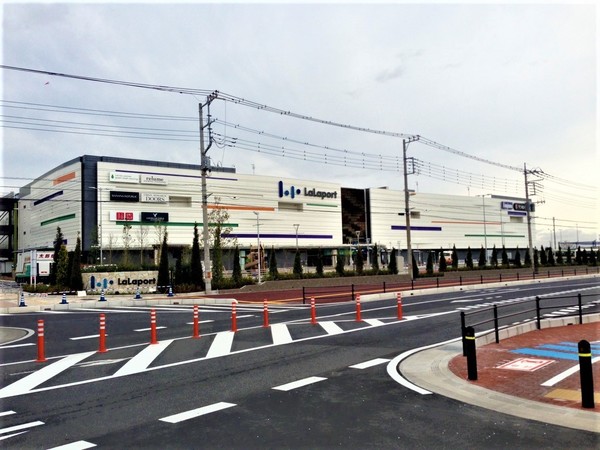 ショッピングセンター　京王百貨店ららぽーと富士見店（ショッピングセンター）まで2692m