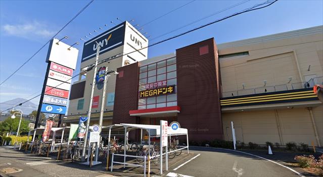 スーパー　ＭＥＧＡドン・キホーテＵＮＹ富士吉原店（スーパー）まで825m