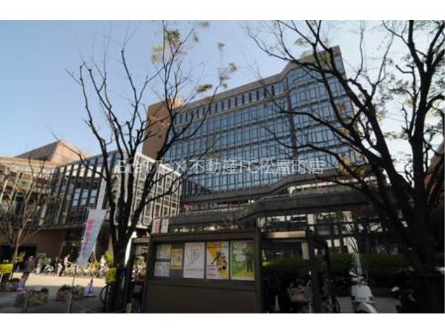 役所　Ward Office（役所）まで715m