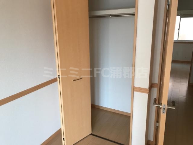 収納　クローゼット