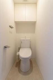 トイレ　落ち着いたトイレです