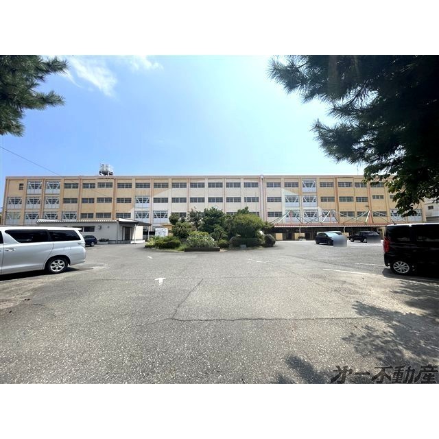 中学校　静岡市立清水第二中学校（中学校）まで1600m