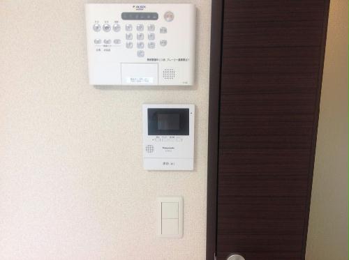 その他　モニター付きインターホン　セキュリティー付き