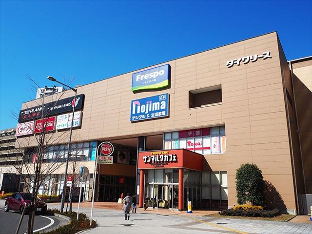 ショッピングセンター　フレスポ八潮（ショッピングセンター）まで1342m
